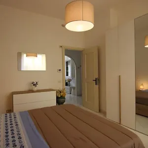 https://il-nido-di-marco-a-due-passi-dal-mare.hotelitalianriviera.com